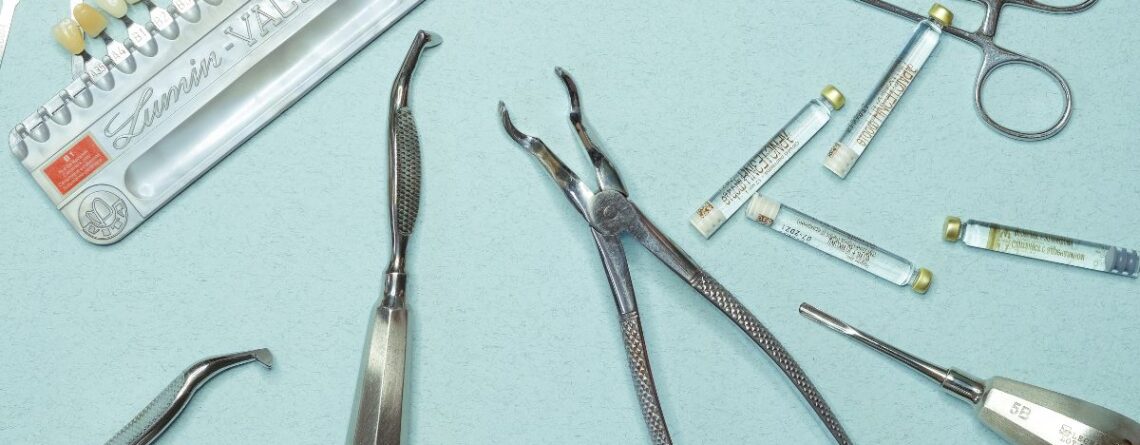 Top 5 Essential Dental Tools Every Dentist Needs