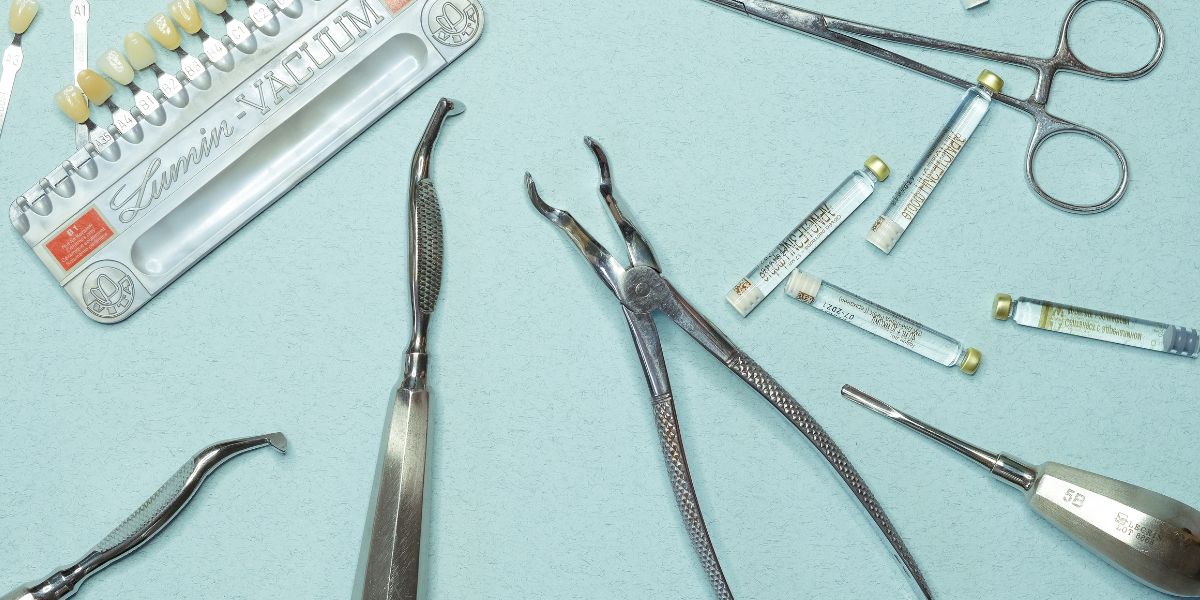 Top 5 Essential Dental Tools Every Dentist Needs